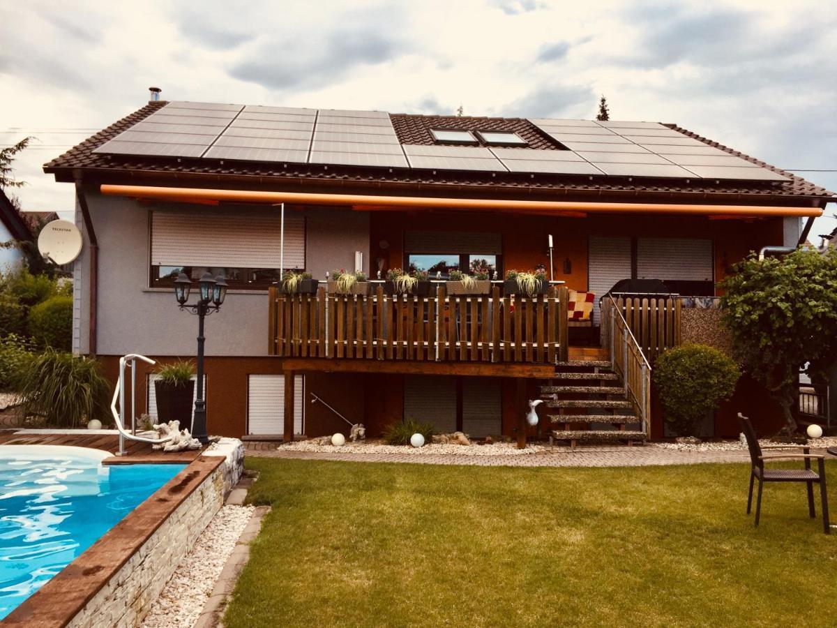 Ferienwohnung Schwarz Sersheim Zewnętrze zdjęcie